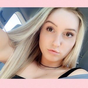 Meet your Posher, Abbie